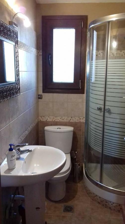 Ammolofoi Villa Maria Sea View Néa Péramos المظهر الخارجي الصورة